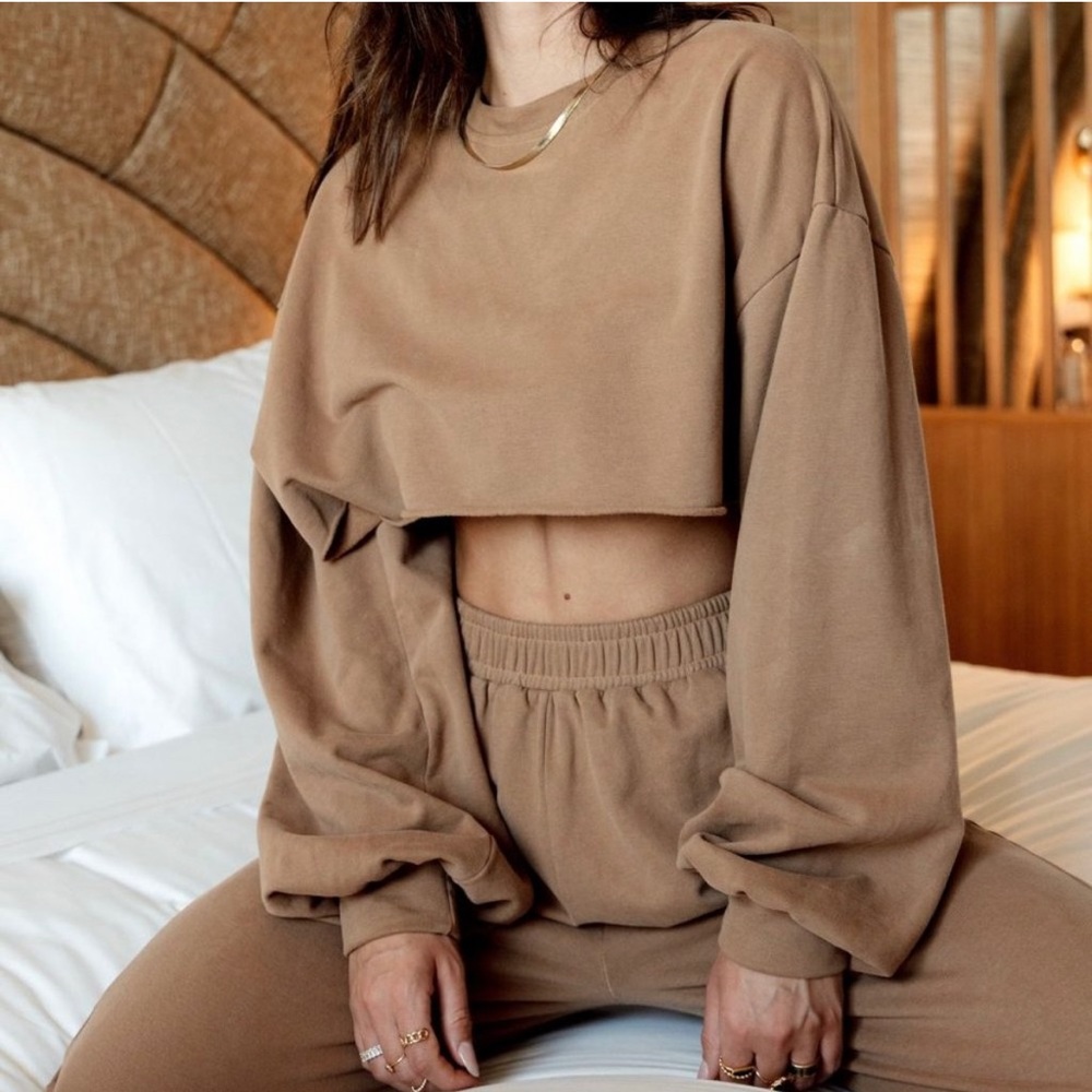 12th Tribe| Ashton Cropped Sweater